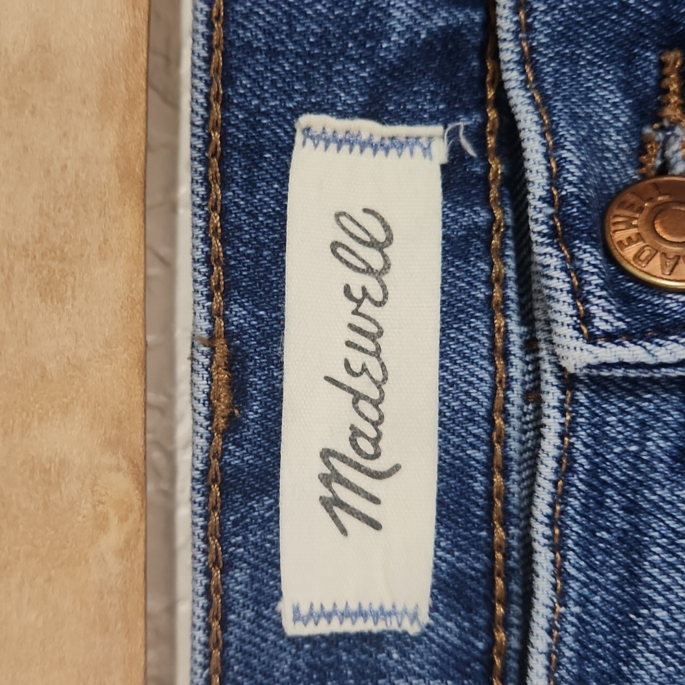 Madewell Tall Kick Out Crop Jeans Brinton Wash + Stretch Size 28 Tall Raw Hem - Picture 6 of 15